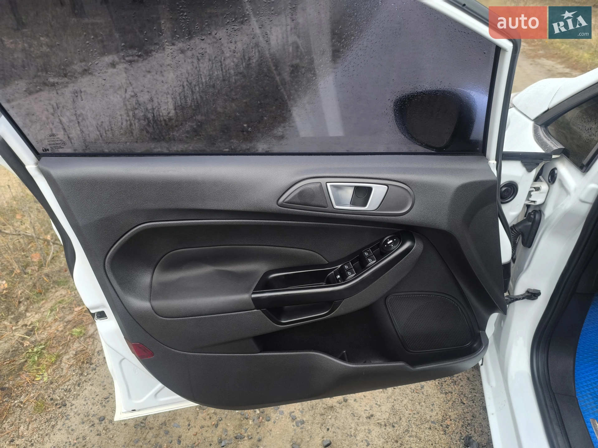 2013 Ford Fiesta - мініатюра 16