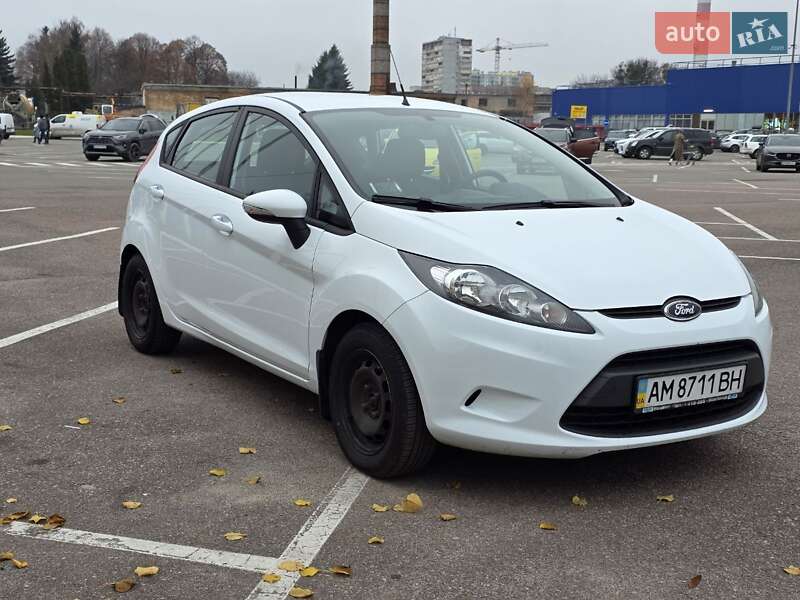 Хэтчбек Ford Fiesta 2012 в Житомире фото 12 Хэтчбек Ford Fiesta 2012 в Житомире