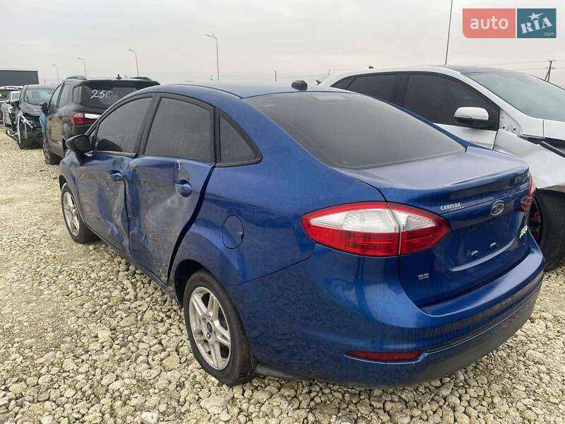 Седан Ford Fiesta 2018 в Львові