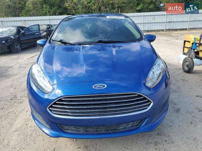 Седан Ford Fiesta 2018 в Львові
