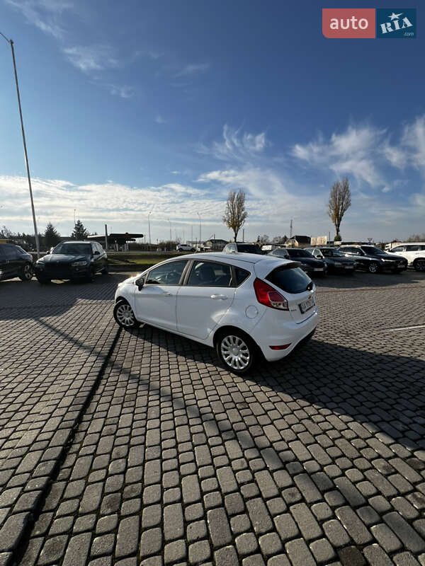 Хетчбек Ford Fiesta 2017 в Ужгороді фото 10 Хетчбек Ford Fiesta 2017 в Ужгороді
