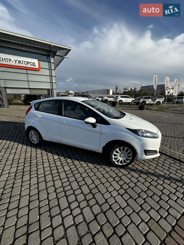 Хетчбек Ford Fiesta 2017 в Ужгороді фото 14 Хетчбек Ford Fiesta 2017 в Ужгороді