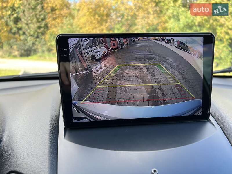 Седан Ford Fiesta 2017 в Львові