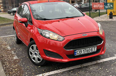 Хетчбек Ford Fiesta 2016 в Чернігові