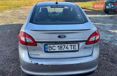 Седан Ford Fiesta 2011 в Львові