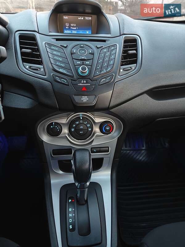 Седан Ford Fiesta 2018 в Ромнах фото 6 Седан Ford Fiesta 2018 в Ромнах