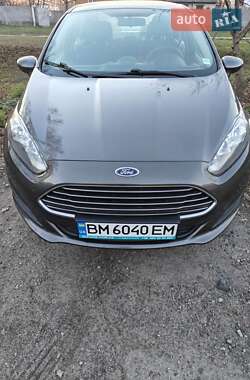 Седан Ford Fiesta 2018 в Ромнах