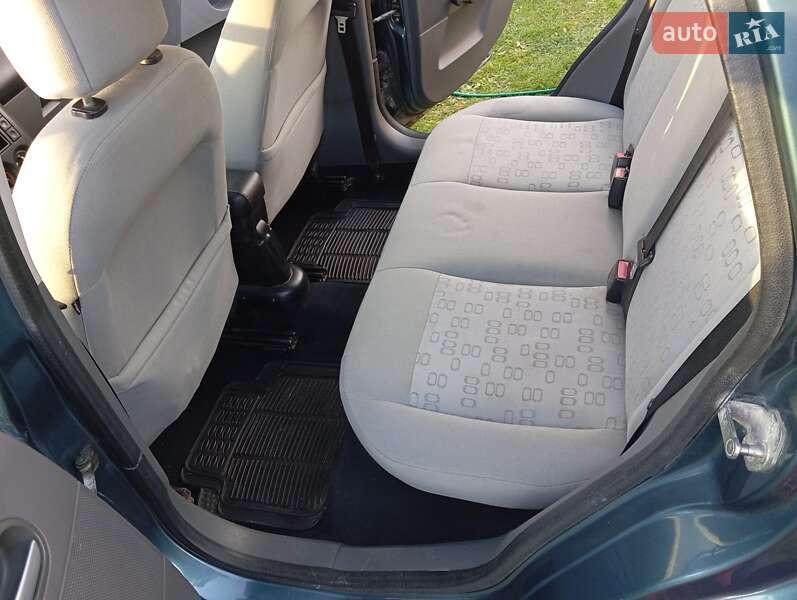 Хэтчбек Ford Fiesta 2003 в Ивано-Франковске фото 10 Хэтчбек Ford Fiesta 2003 в Ивано-Франковске
