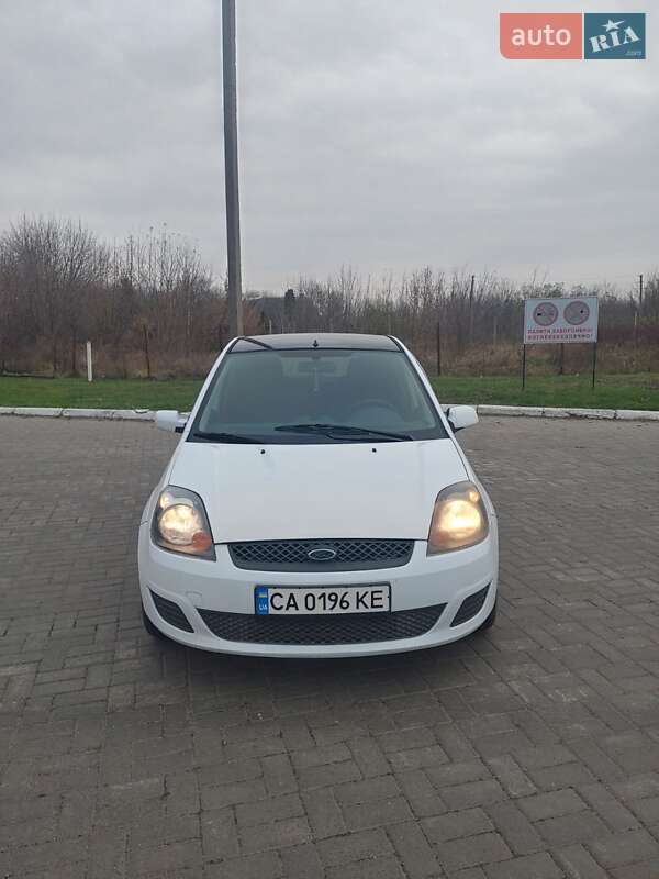 Хетчбек Ford Fiesta 2007 в Золотоноші фото 9 Хетчбек Ford Fiesta 2007 в Золотоноші