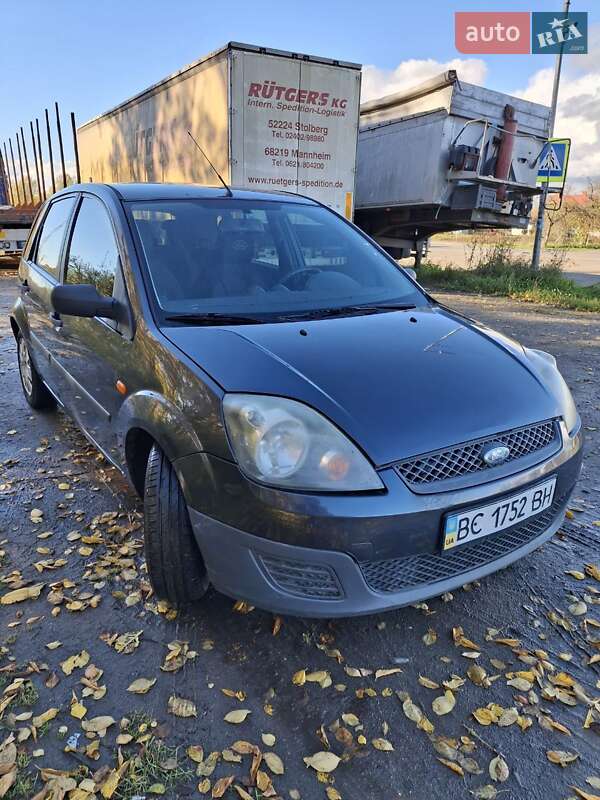 Хэтчбек Ford Fiesta 2007 в Львове
