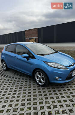 Хэтчбек Ford Fiesta 2012 в Хмельницком