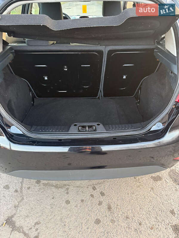 Хетчбек Ford Fiesta 2010 в Дубні