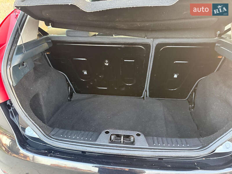 Хетчбек Ford Fiesta 2010 в Дубні