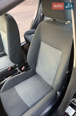 Хетчбек Ford Fiesta 2010 в Дубні