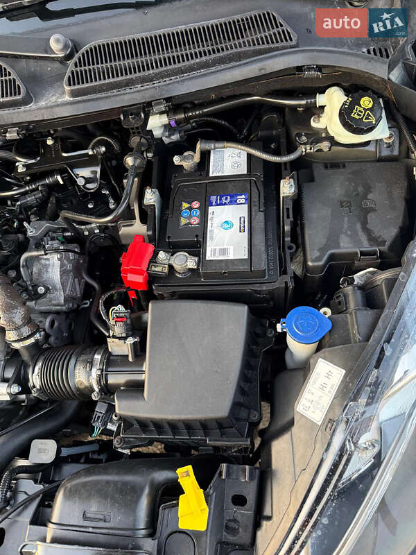 Хетчбек Ford Fiesta 2010 в Дубні