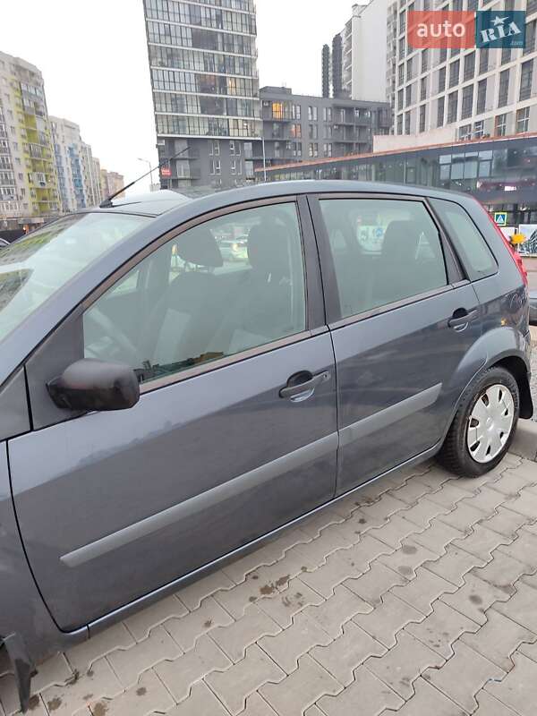Хетчбек Ford Fiesta 2007 в Львові