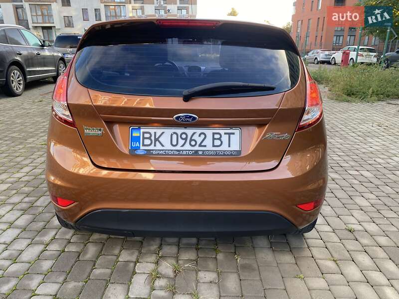 Хетчбек Ford Fiesta 2015 в Рівному фото 5 Хетчбек Ford Fiesta 2015 в Рівному