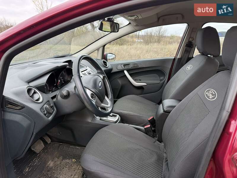 Хетчбек Ford Fiesta 2011 в Запоріжжі фото 10 Хетчбек Ford Fiesta 2011 в Запоріжжі