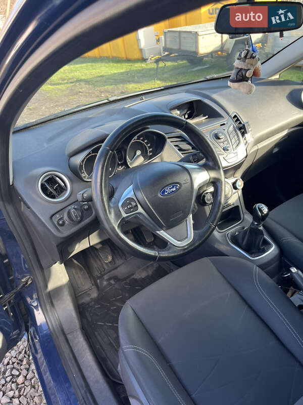 Хэтчбек Ford Fiesta 2013 в Диканьке фото 7 Хэтчбек Ford Fiesta 2013 в Диканьке