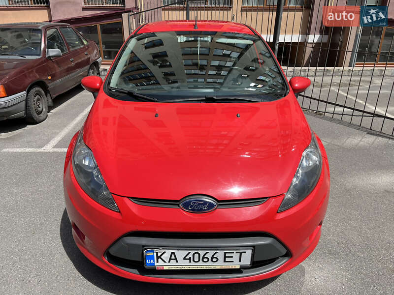 Хэтчбек Ford Fiesta 2012 в Киеве фото Хэтчбек Ford Fiesta 2012 в Киеве