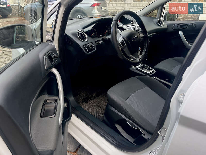 Хетчбек Ford Fiesta 2011 в Білій Церкві