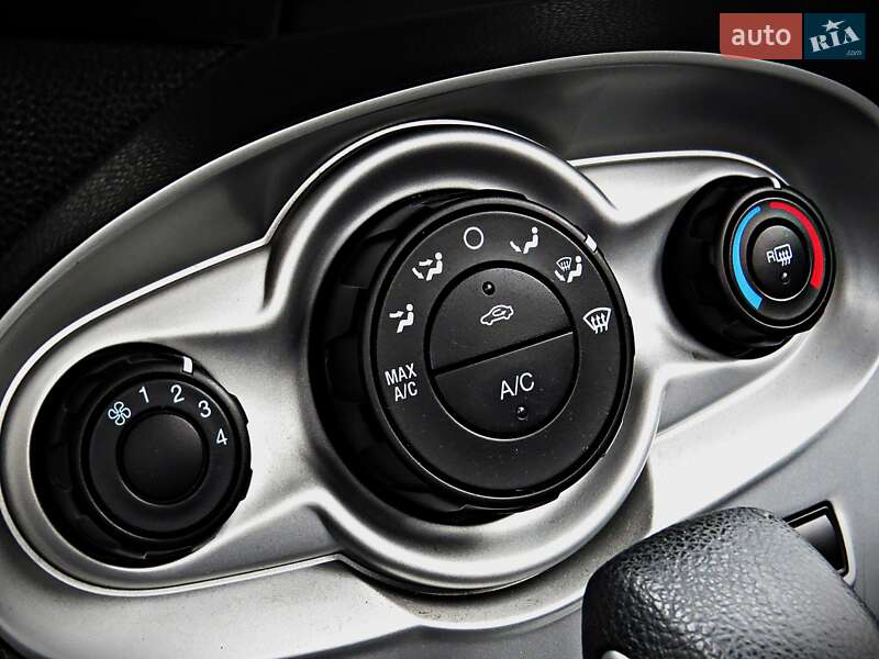 Седан Ford Fiesta 2014 в Черкассах фото 11 Седан Ford Fiesta 2014 в Черкассах