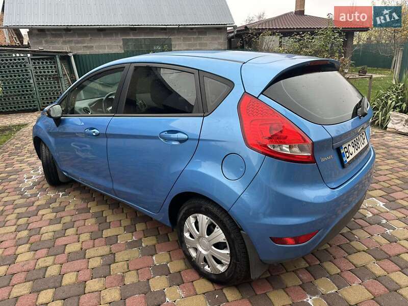 Хетчбек Ford Fiesta 2010 в Радехові