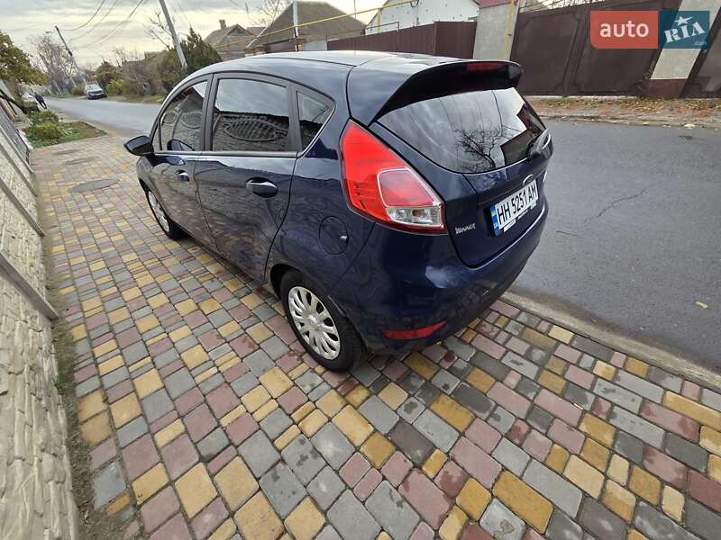 Хэтчбек Ford Fiesta 2015 в Одессе фото 5 Хэтчбек Ford Fiesta 2015 в Одессе