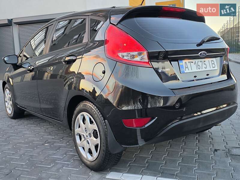 Хэтчбек Ford Fiesta 2013 в Хмельницком