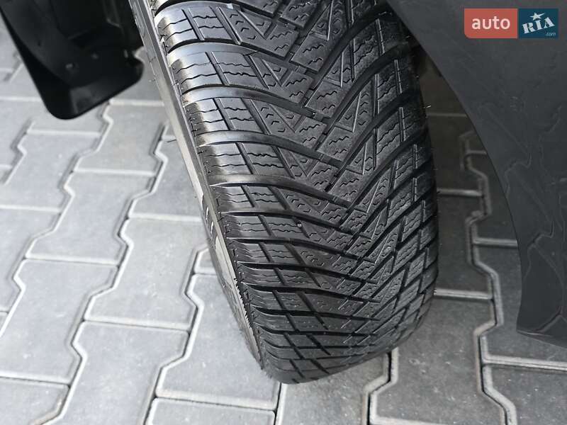 Хэтчбек Ford Fiesta 2013 в Хмельницком