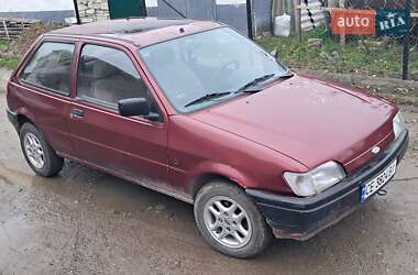 Хэтчбек Ford Fiesta 1992 в Хотине