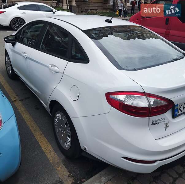 Седан Ford Fiesta 2019 в Софиевской Борщаговке