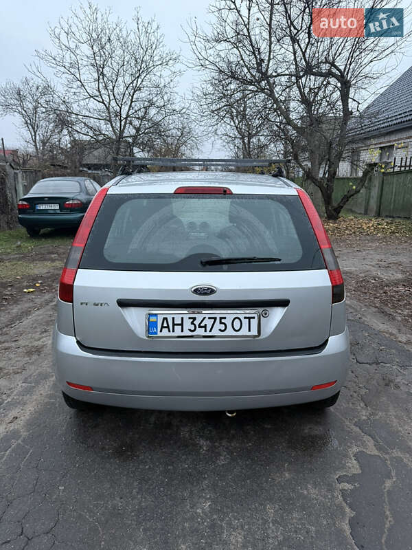 Хетчбек Ford Fiesta 2005 в Кременчуці