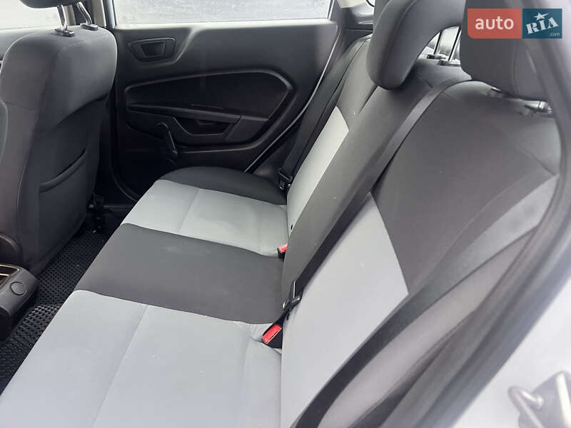 Седан Ford Fiesta 2018 в Харкові