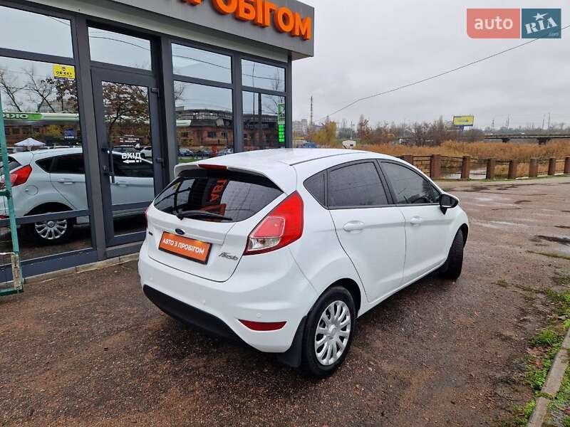 Хетчбек Ford Fiesta 2013 в Кропивницькому фото 3 Хетчбек Ford Fiesta 2013 в Кропивницькому