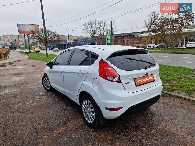 Хетчбек Ford Fiesta 2013 в Кропивницькому фото 5 Хетчбек Ford Fiesta 2013 в Кропивницькому