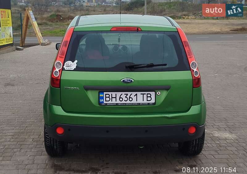 Хэтчбек Ford Fiesta 2007 в Одессе