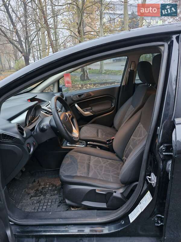 Хэтчбек Ford Fiesta 2011 в Николаеве