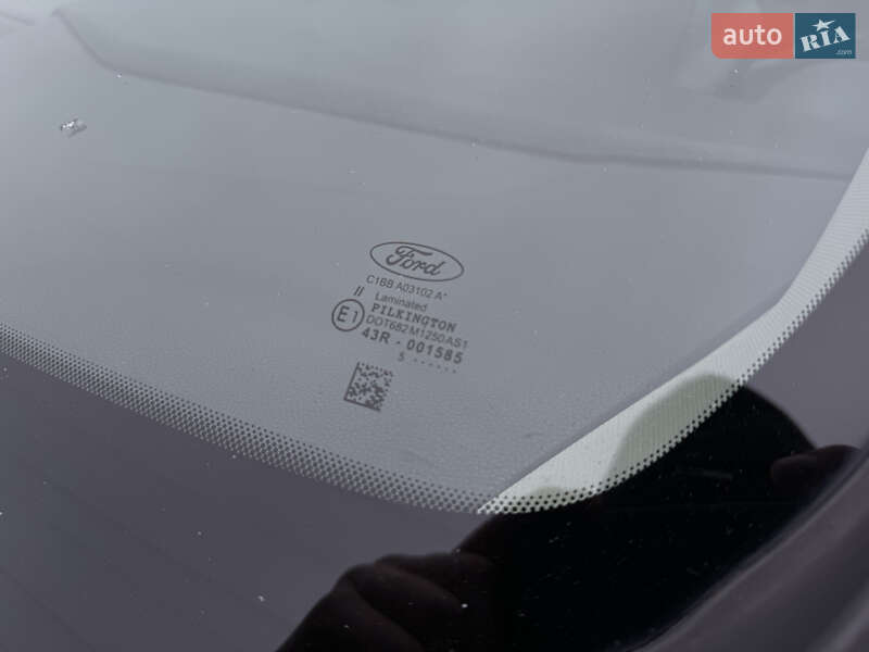 Хэтчбек Ford Fiesta 2015 в Днепре фото 30 Хэтчбек Ford Fiesta 2015 в Днепре