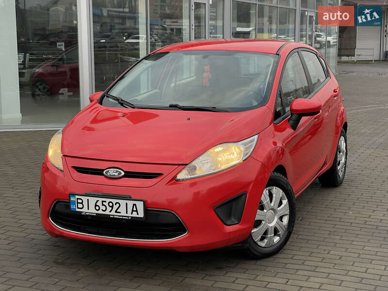 Хэтчбек Ford Fiesta 2012 в Полтаве