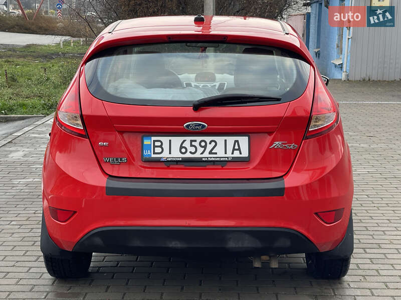 Хэтчбек Ford Fiesta 2012 в Полтаве