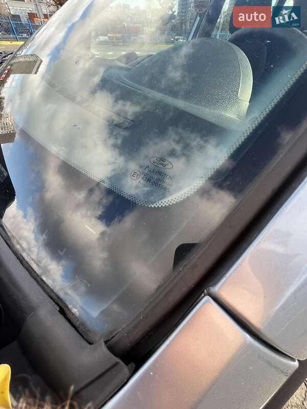 Хэтчбек Ford Fiesta 2006 в Киеве