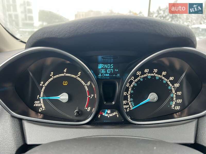 Хетчбек Ford Fiesta 2015 в Львові
