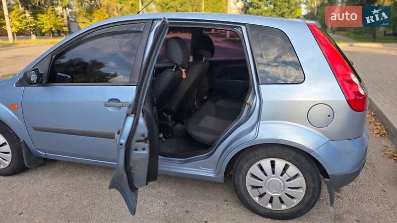 Хетчбек Ford Fiesta 2006 в Запоріжжі