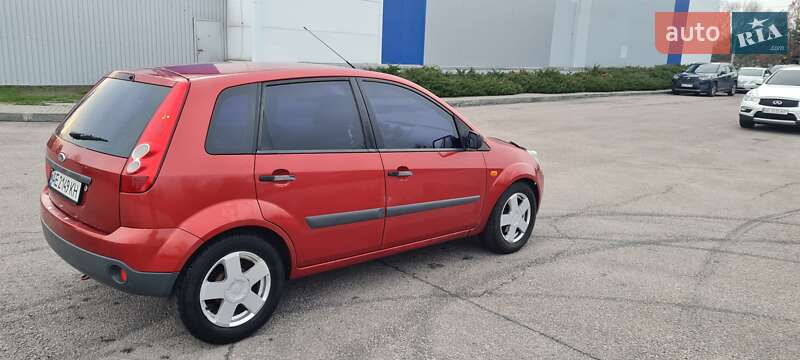 Хэтчбек Ford Fiesta 2008 в Днепре