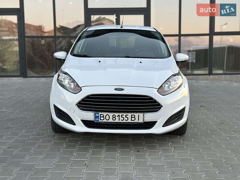 Хетчбек Ford Fiesta 2017 в Тернополі
