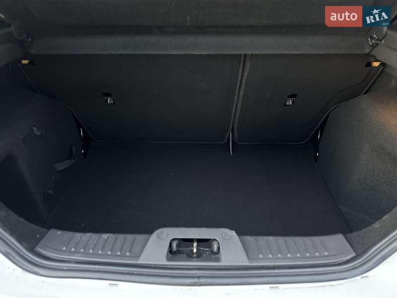 Хетчбек Ford Fiesta 2017 в Тернополі