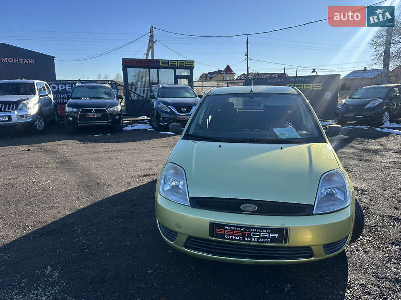 Хетчбек Ford Fiesta 2005 в Івано-Франківську