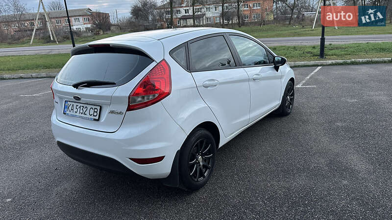 Хэтчбек Ford Fiesta 2011 в Белой Церкви