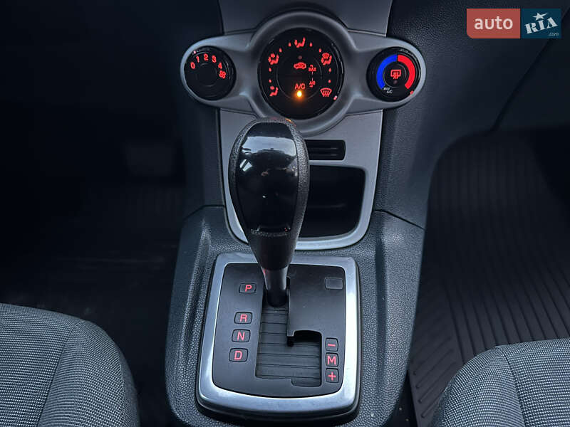 Хэтчбек Ford Fiesta 2011 в Белой Церкви